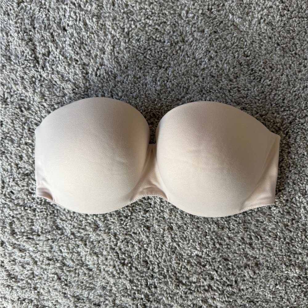 Victoria's Secret Cream Seamless Strapless Bra